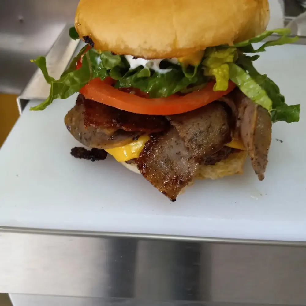 Gyro Cheeseburger